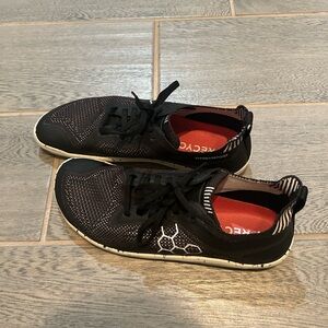 Vivobarefoot Geo Racer